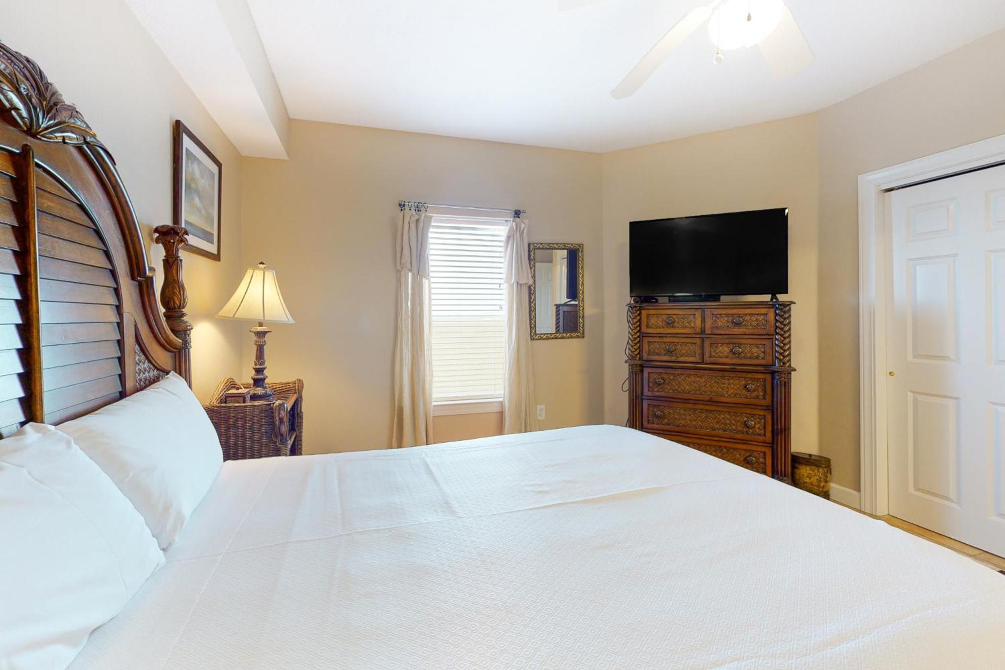 Admirals Quarters Villa Orange Beach Room photo