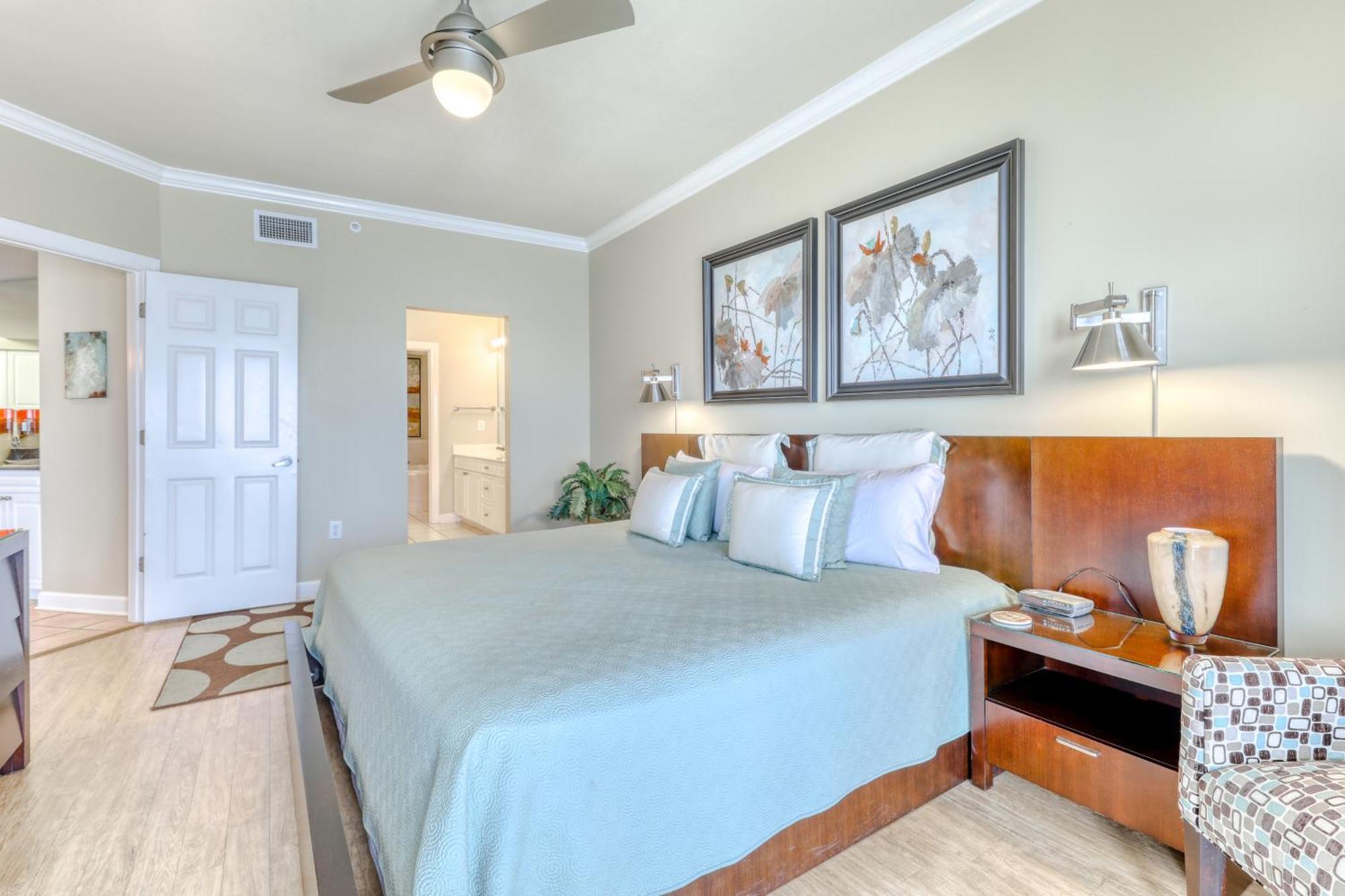 Admirals Quarters Villa Orange Beach Room photo