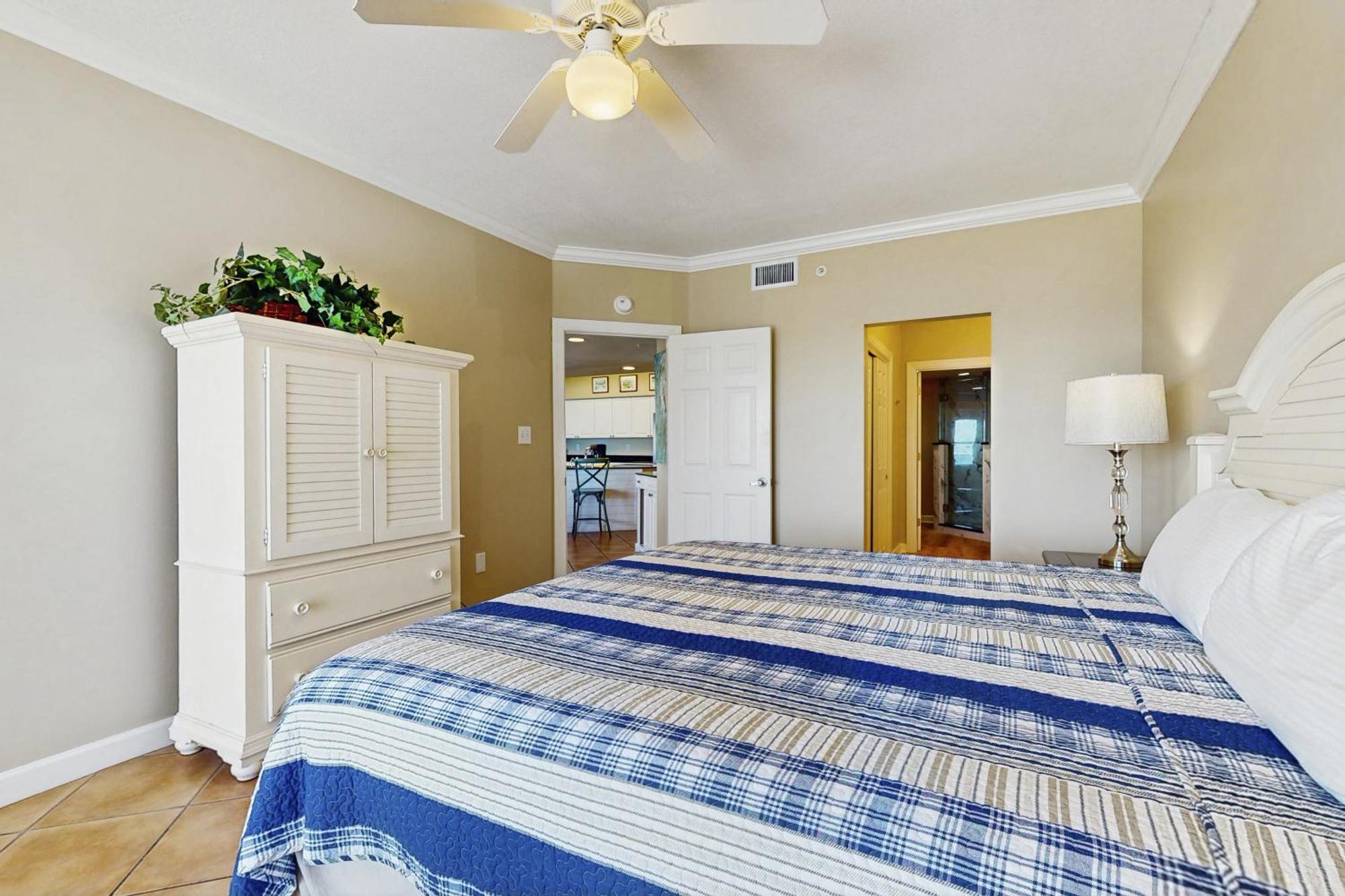 Admirals Quarters Villa Orange Beach Room photo